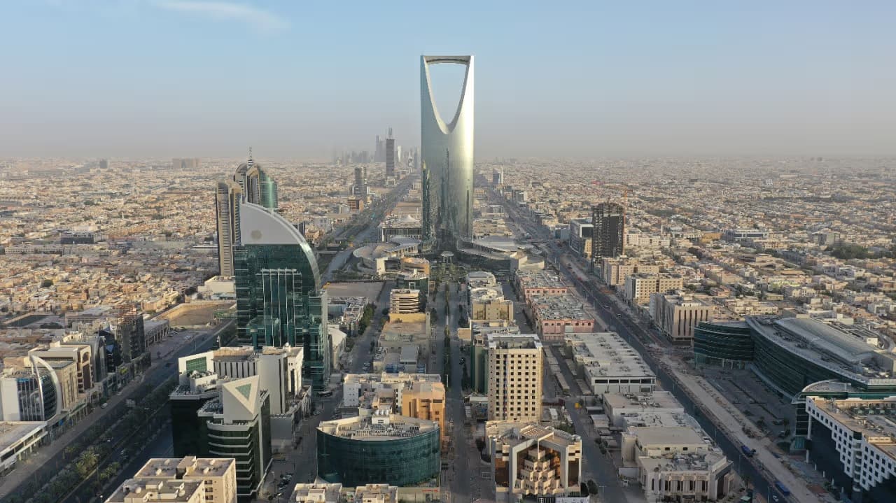 سياره خاصة 4 افراد