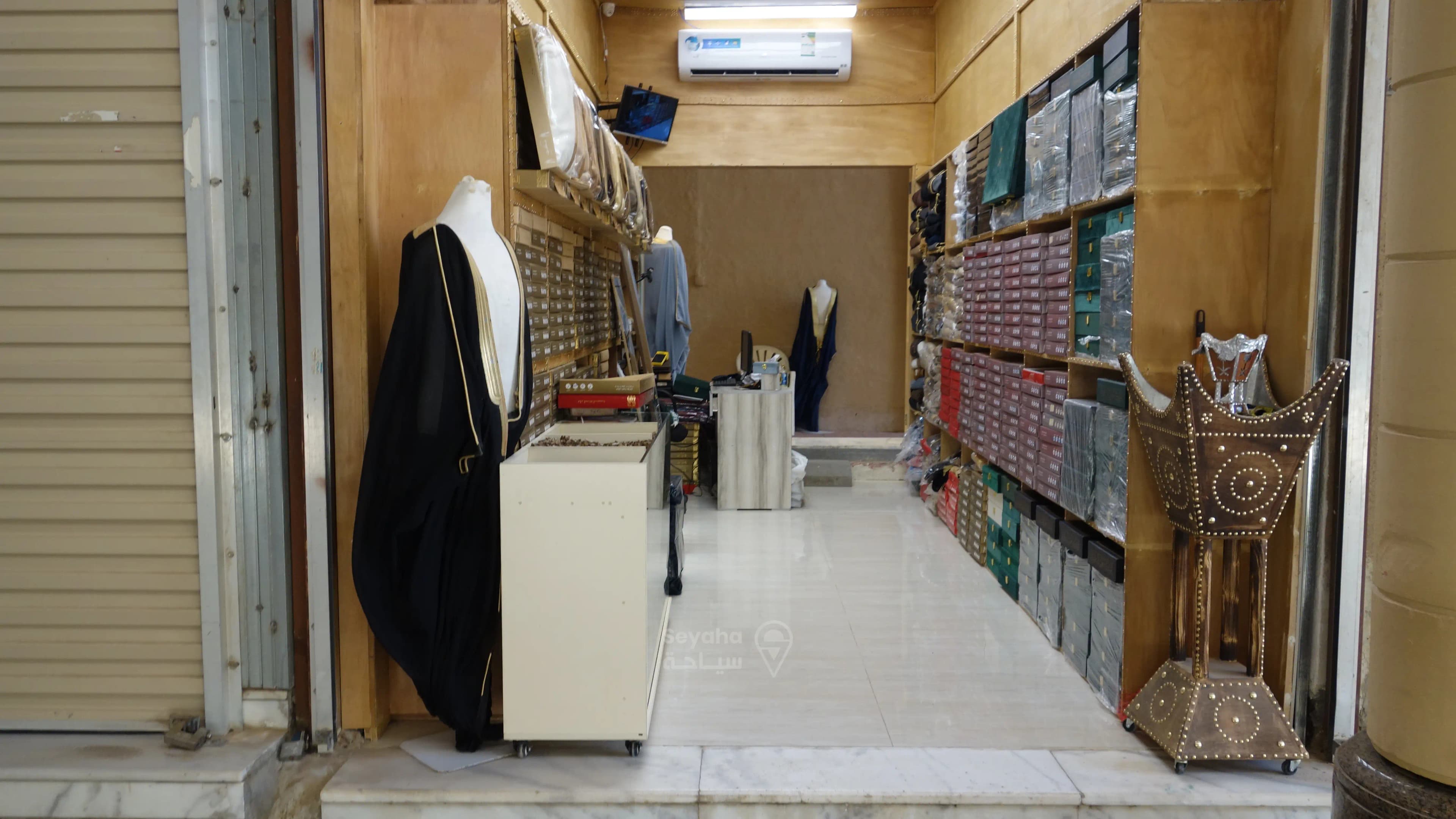 جولة متميزة في منطقة قصر الحكم وتجربة زيارة سِكّة الأطعمة