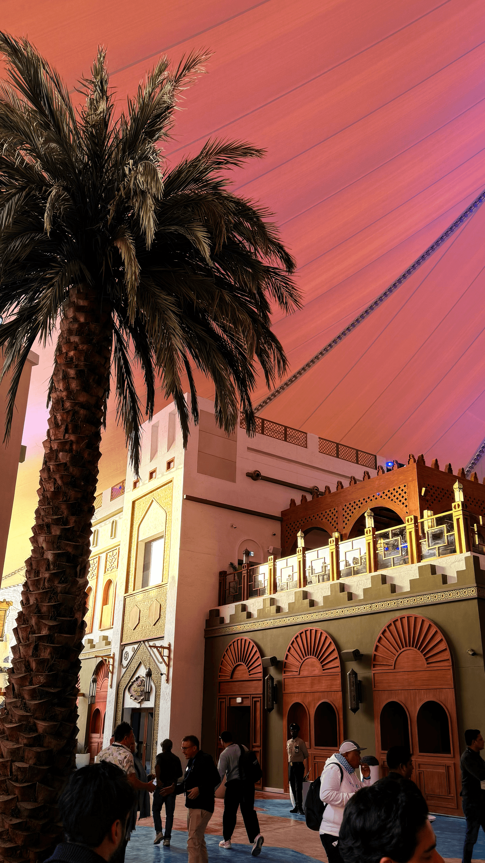 عروض وباقات مدينة القدية - Six Flags