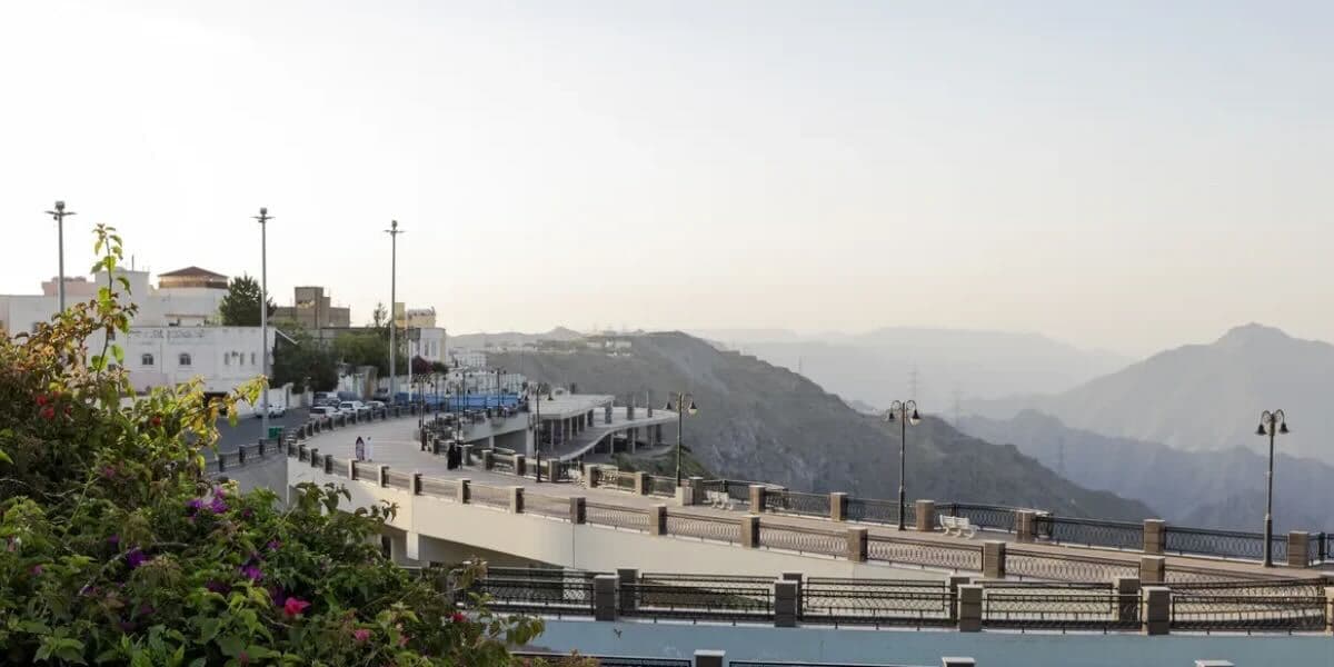 Une excursion en pleine nature au cœur des magnifiques paysages montagneux d'Asir